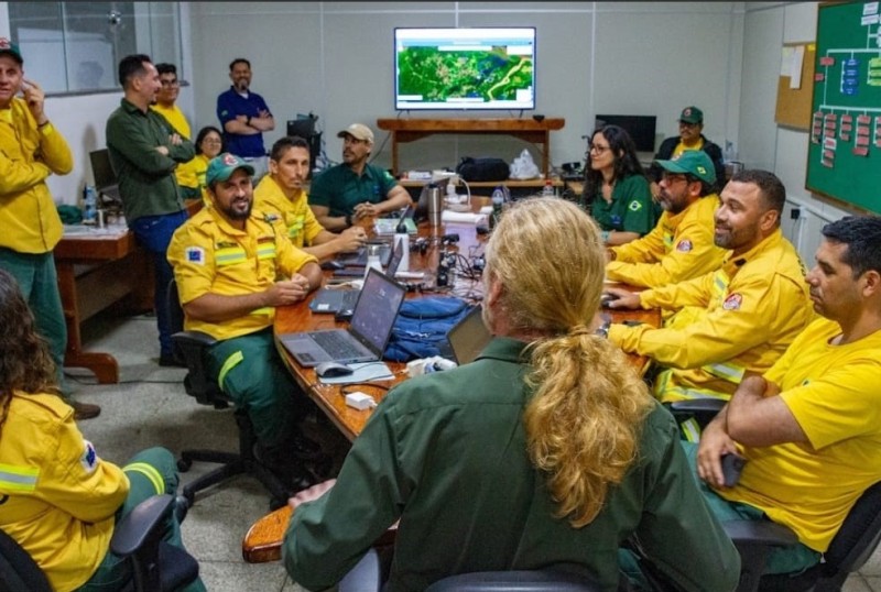 Ibama instala base de comando e monitoramento para reforçar combate aos incêndios florestais no Amazonas
