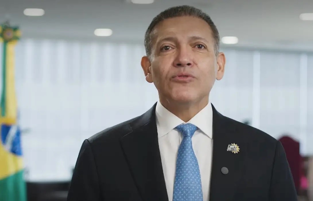 TSE nega acusação de Flávio sobre expulsão de fiscais de sala-cofre