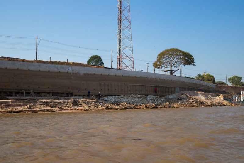 Construção do Muro de Arrimo chega a mais de 50% de execução em Parintins