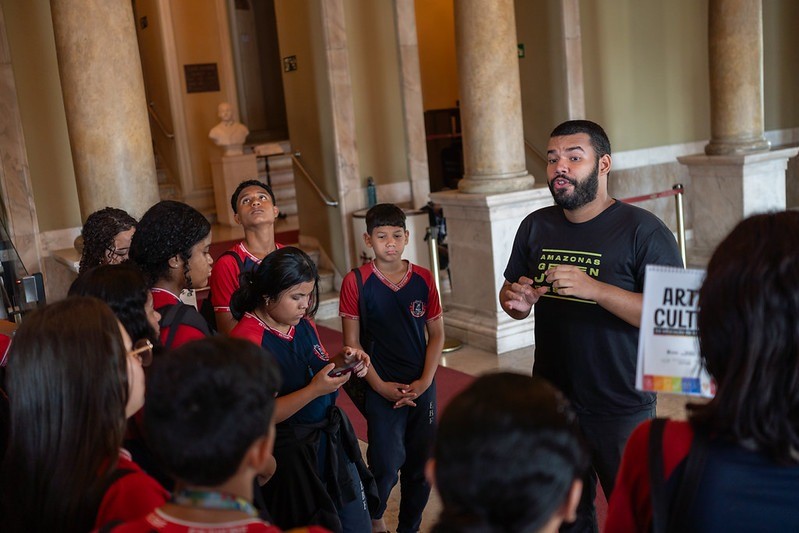 Estudantes de escolas de tempo integral visitam espaços culturais na terceira fase do projeto ‘Arte e Cultura’