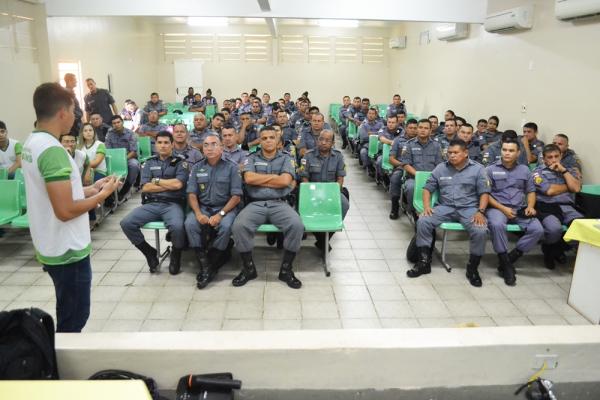 Policiais militares de Parintins entre o público alvo da Campanha Novembro Azul