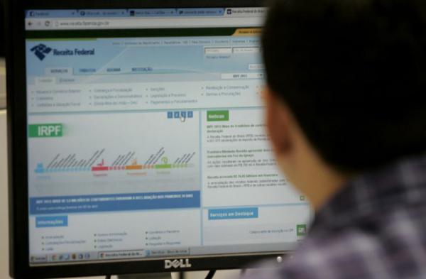 Programa do IRPF será liberado na segunda; envio da declaração começa no dia 1º Programa do IRPF será liberado na segunda; envio da declaração começa no dia 1º