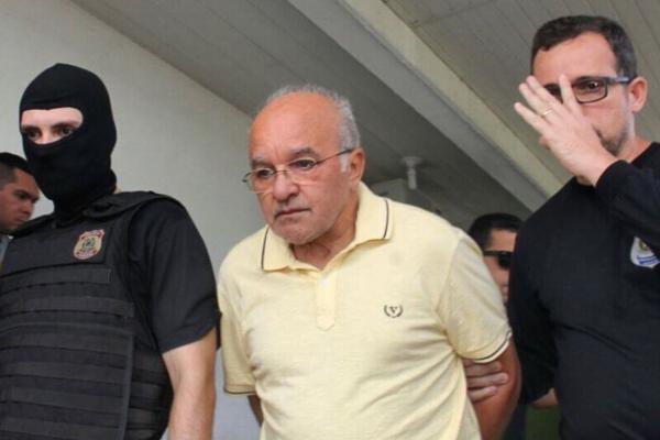 Princípio de rebelião no CDPM 2 assusta ex-governador José Melo Princípio de rebelião no CDPM 2 assusta ex-governador José Melo