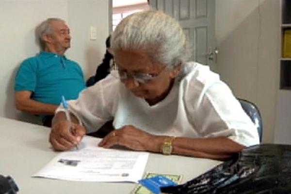 Beneficiários do INSS têm até hoje para fazer prova de vida Beneficiários do INSS têm até hoje para fazer prova de vida