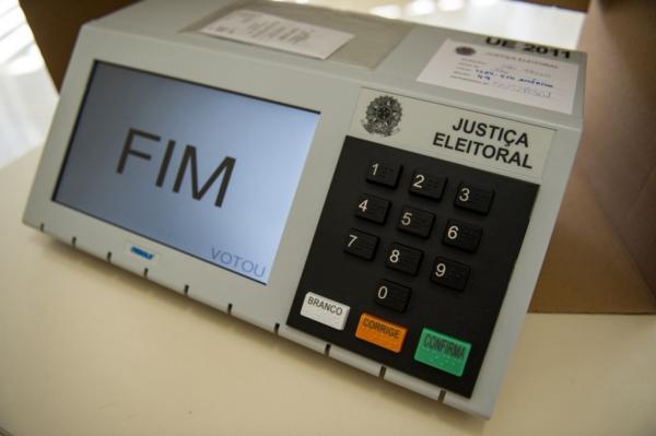 STF decide que novas eleições podem ser convocadas após cassação de mandato STF decide que novas eleições podem ser convocadas após cassação de mandato