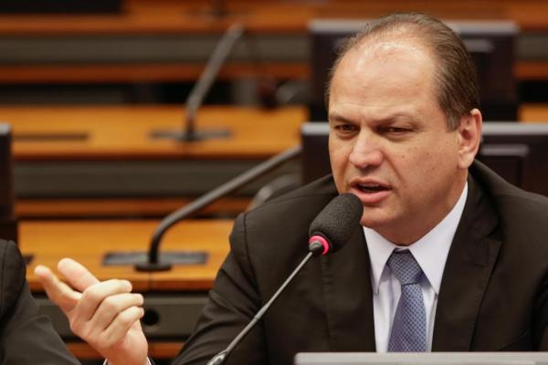 Ministro da Saúde diz que não há risco de sarampo se espalhar pelo país Ministro da Saúde diz que não há risco de sarampo se espalhar pelo país