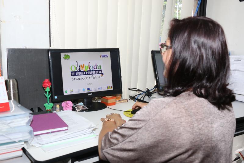 SEDUC participa de encontro para redesenhar Olimpíada de Língua Portuguesa Escrevendo o Futuro