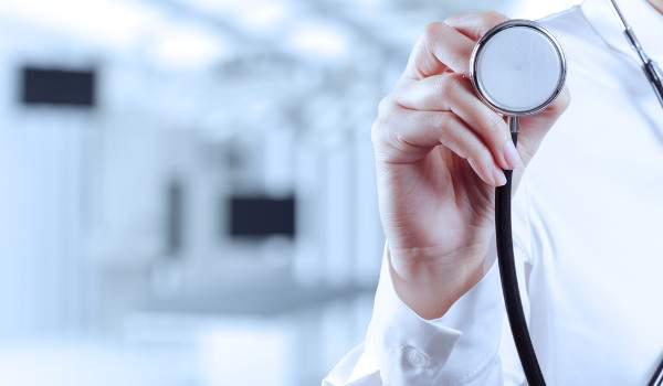 MEC suspende criação de novos cursos e vagas de medicina por cinco anos