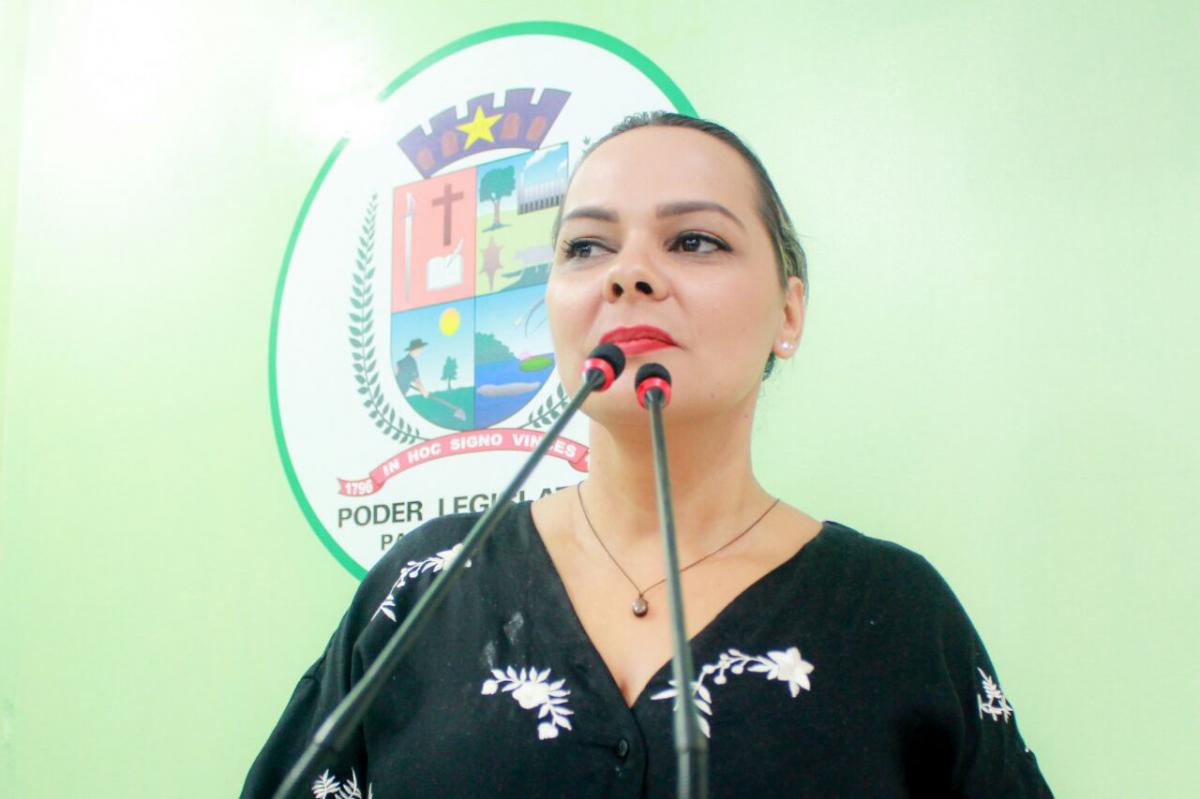 Nêga pede faixas de pedestres em frente das Igrejas Católicas e Evangélicas Nêga pede faixas de pedestres em frente das Igrejas Católicas e Evangélicas