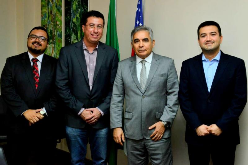 Bumbás discutem com presidente do Tribunal de Justiça participação de menores nos ensaios Bumbás discutem com presidente do Tribunal de Justiça participação de menores nos ensaios