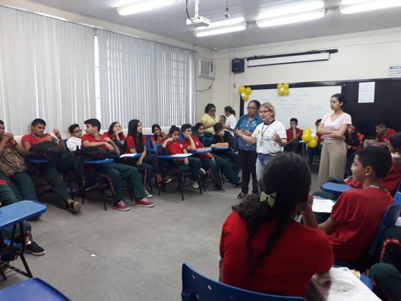 Rede estadual de educação mobilizada contra a exploração sexual de crianças e adolescentes Rede estadual de educação mobilizada contra a exploração sexual de crianças e adolescentes