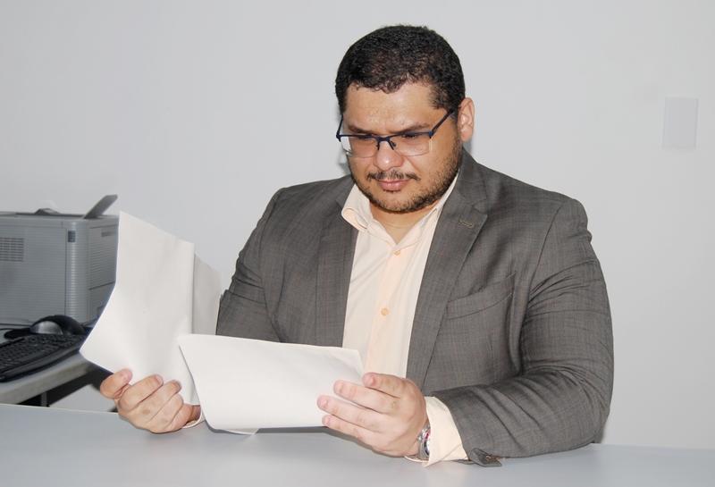 Pedido explícito de voto por pré-candidatos configura campanha antecipada, alerta juiz eleitoral