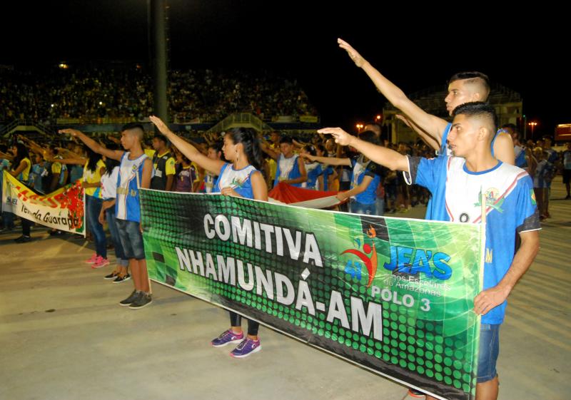 Abertura do JEAS em Parintins marcada pela festa do esporte no Baixo Amazonas