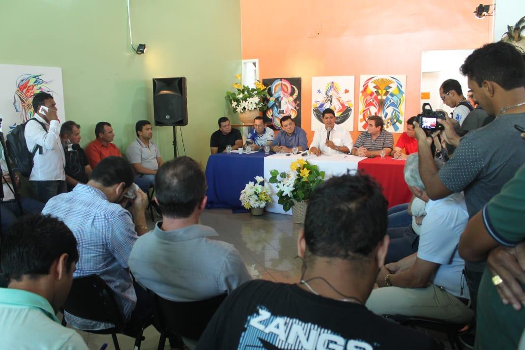 Caprichoso participa de coletiva de imprensa que anuncia Dj Alok, Zé Neto e Cristiano