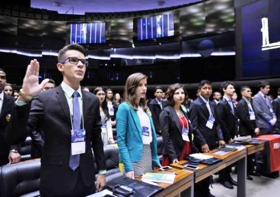 Seduc divulga relação de estudantes inscritos no Programa Parlamento Jovem 2018