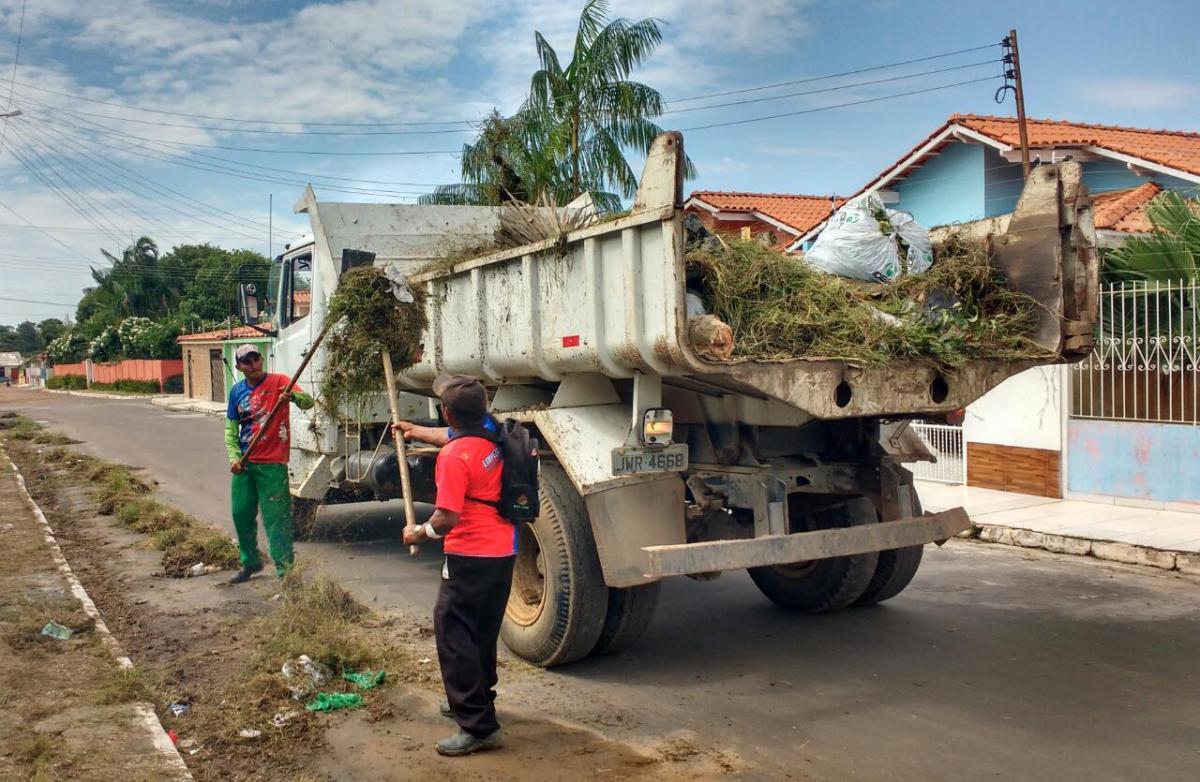 Operários da Semosp atingem 90% do serviço de mutirão de limpeza