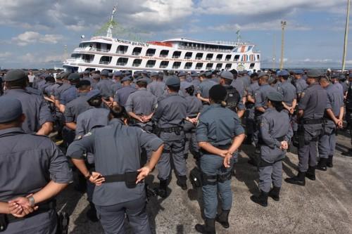 Mais de 800 servidores participam da operação de segurança do Festival de Parintins