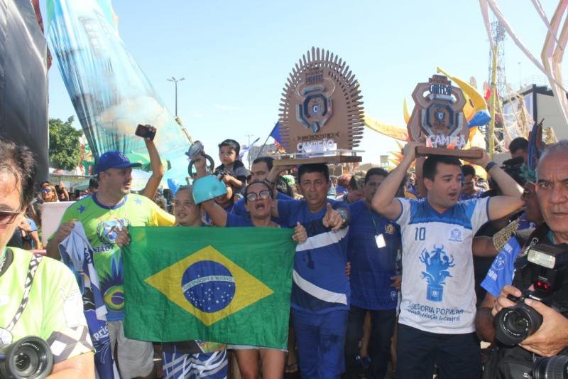 Boi Caprichoso consegue o bicampeonato sonhado no Festival de Parintins   Boi Caprichoso consegue o bicampeonato sonhado no Festival de Parintins