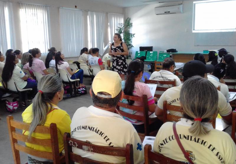 ACSs e enfermeiros são capacitados para diagnosticar o câncer infanto-juvenil em Parintins ACSs e enfermeiros são capacitados para diagnosticar o câncer infanto-juvenil em Parintins