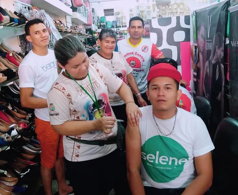 Secretaria Municipal de Saúde convoca grupos prioritários para vacinação contra sarampo Secretaria Municipal de Saúde convoca grupos prioritários para vacinação contra sarampo