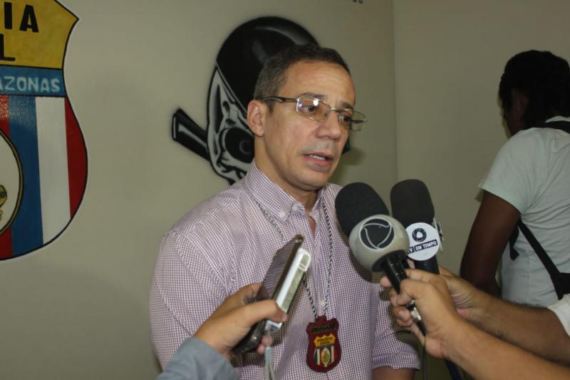 Delegado explica investigação que identificou falsos perfis no Facebook