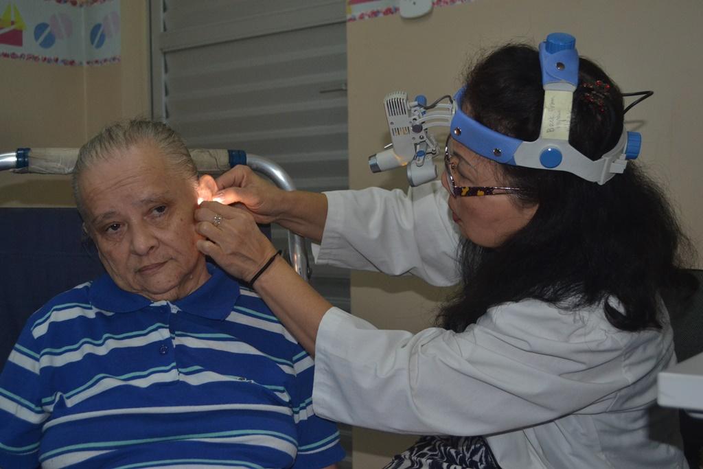 Aparelhos auditivos de alta tecnologia são entregues gratuitamente em Parintins