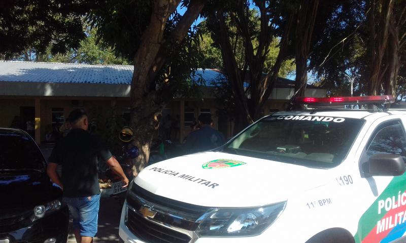 Após discussão com a companheira homem entra em confronto com PM, é baleado e morre em Parintins Após discussão com a companheira homem entra em confronto com PM, é baleado e morre em Parintins