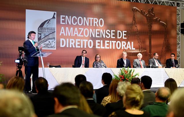 Desembargadores do TJAM participam do 1º Encontro Amazonense de Direito Eleitoral Desembargadores do TJAM participam do 1º Encontro Amazonense de Direito Eleitoral