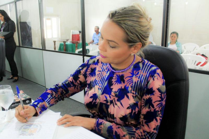 Câmara aprova pedido de Nêga Alencar para discutir segurança no trânsito em audiência pública Câmara aprova pedido de Nêga Alencar para discutir segurança no trânsito em audiência pública