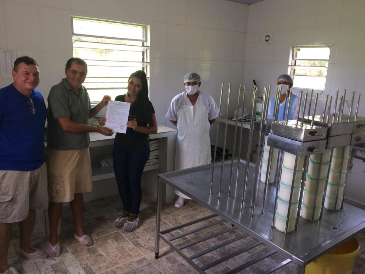 Sempa certifica mais dois laticínios com o S.I.M da Prefeitura de Parintins