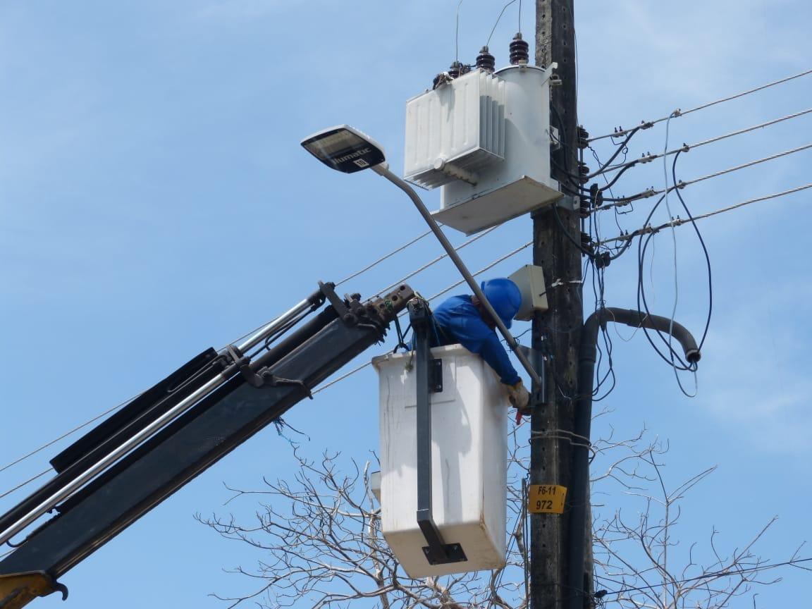 Semosp segue com instalação de lâmpadas padrão LED