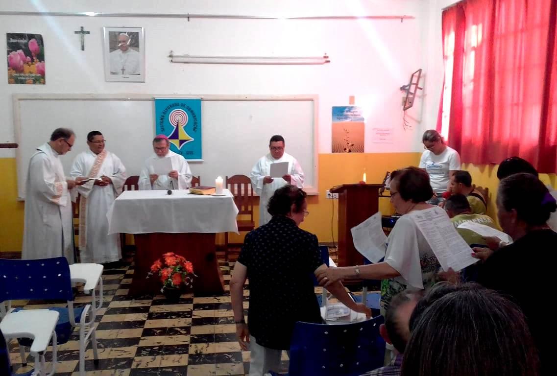 Missa em ação de graças marca 51 anos da Rádio Alvorada de Parintins