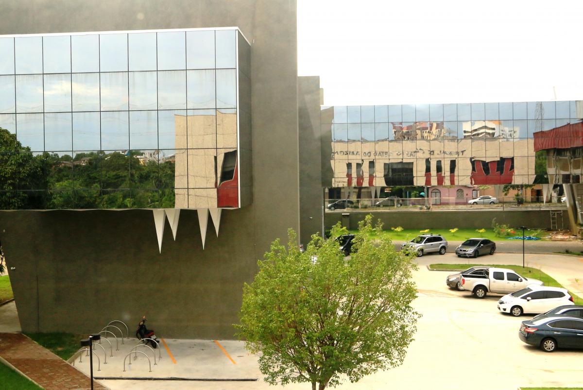 Controle Externo do TCE-AM lança manuais de auditoria