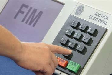 Bolsonaro avança na pesquisa Datafolha com 35% para presidente