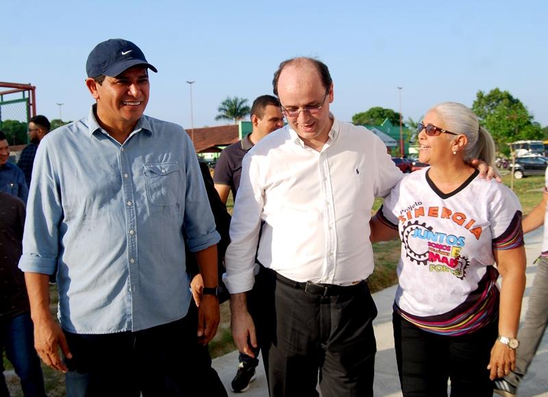 Ministro da Educação assegura criação da Universidade do Baixo Amazonas em Parintins