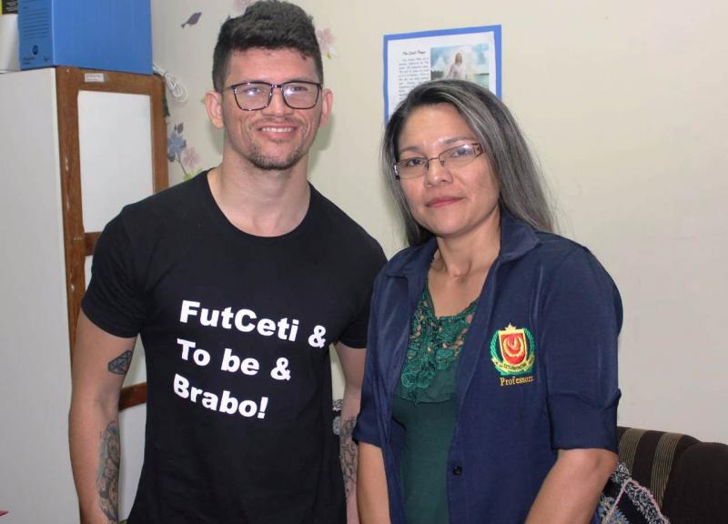 CETI promove festival musical com concurso de calouros em língua inglesa