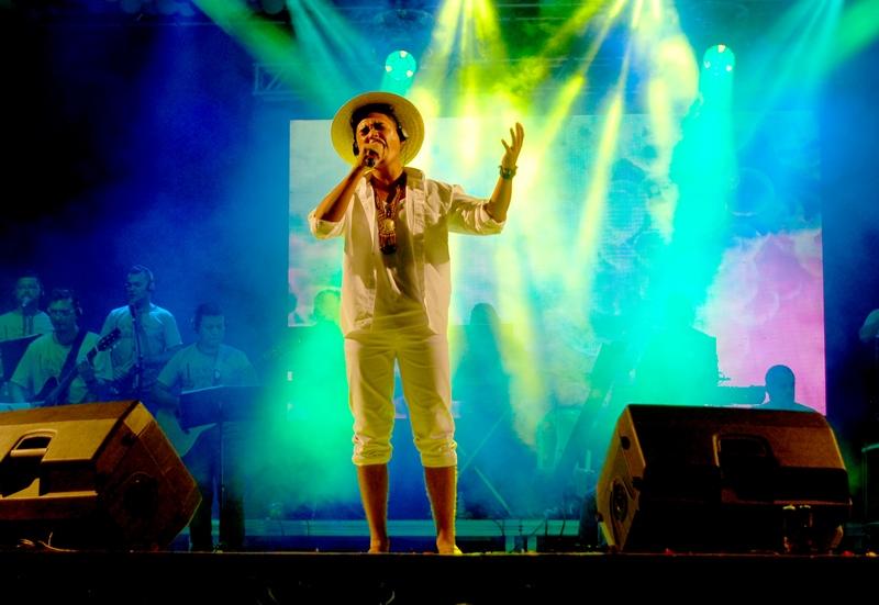 Festival de Toada marca a primeira noite de aniversário dos 166 anos de Parintins