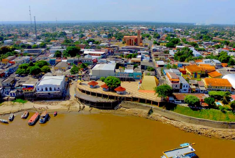 Parintins celebra 166 anos de história com festa na Praça Cristo Redentor