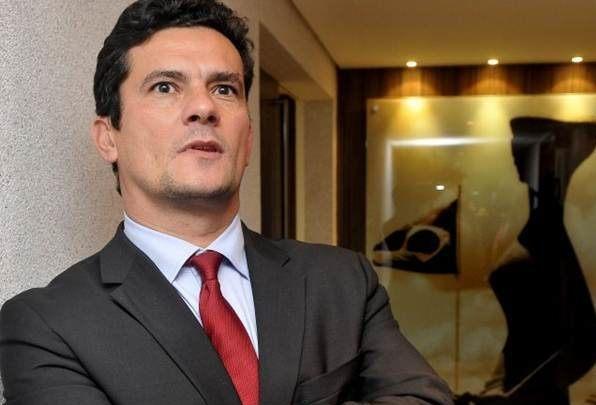Sérgio Moro aceita cargo de ministro no governo de Jair Bolsonaro