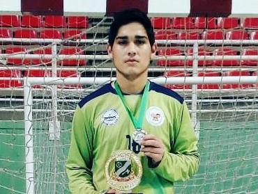 Parintinense pede ajuda para participar de seletiva da Seleção Brasileira de Handebol