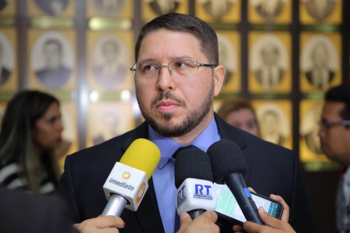 Carlos Almeida participará do Fórum Nacional de Controle em Brasília