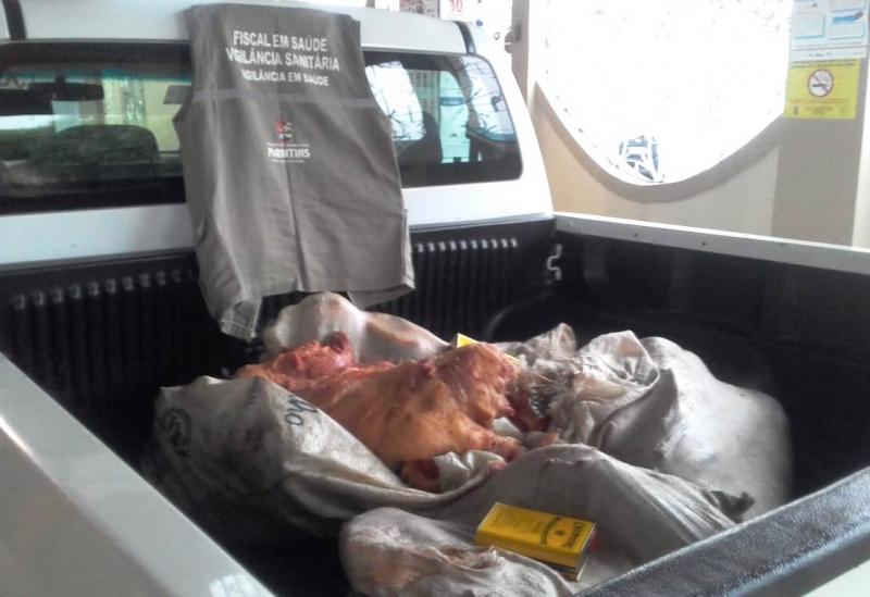 Carga de carne de abate clandestino é apreendida em Parintins