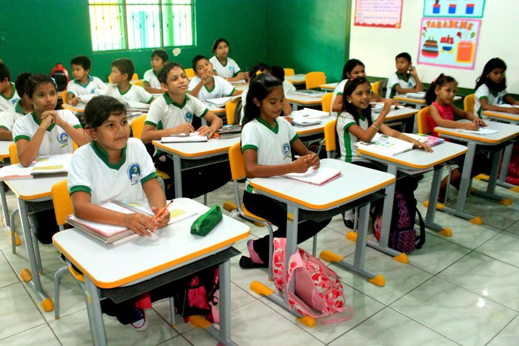 Escolas rurais de Parintins realizam formaturas de fim de curso
