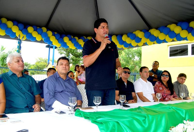 “Educação é o melhor investimento”, diz Bi Garcia ao inaugurar nova escola Santa Luzia