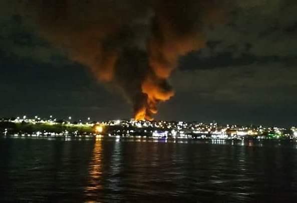 Incêndio trágico em Manaus destrói 600 casas, de acordo com a Defesa Civil do Estado