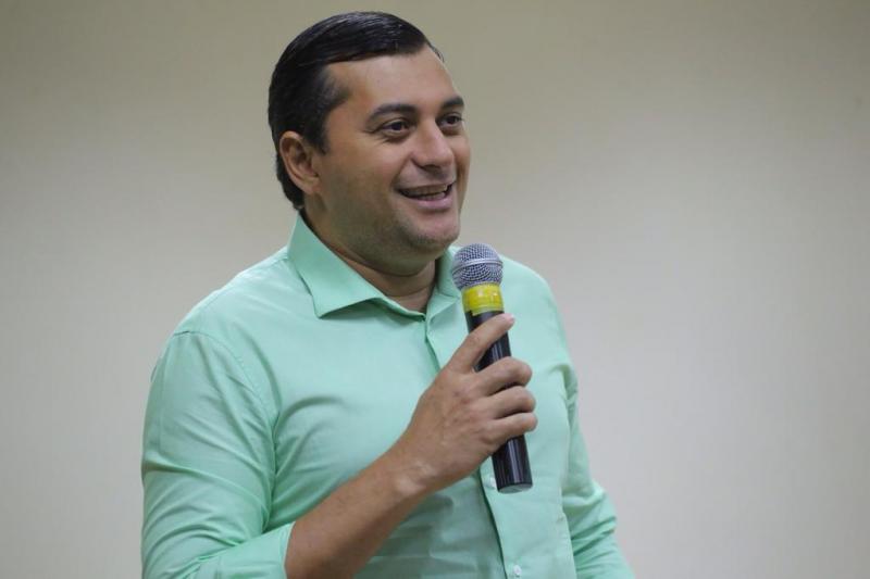 Wilson Lima reúne secretariado e recebe relatório de equipe de transição