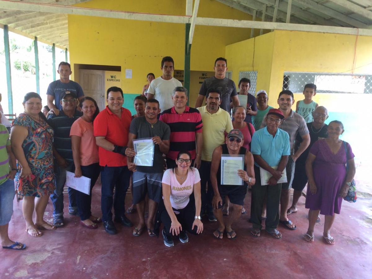 SPF e Prefeitura entregam mais de 400 títulos definitivos na zona rural de Parintins