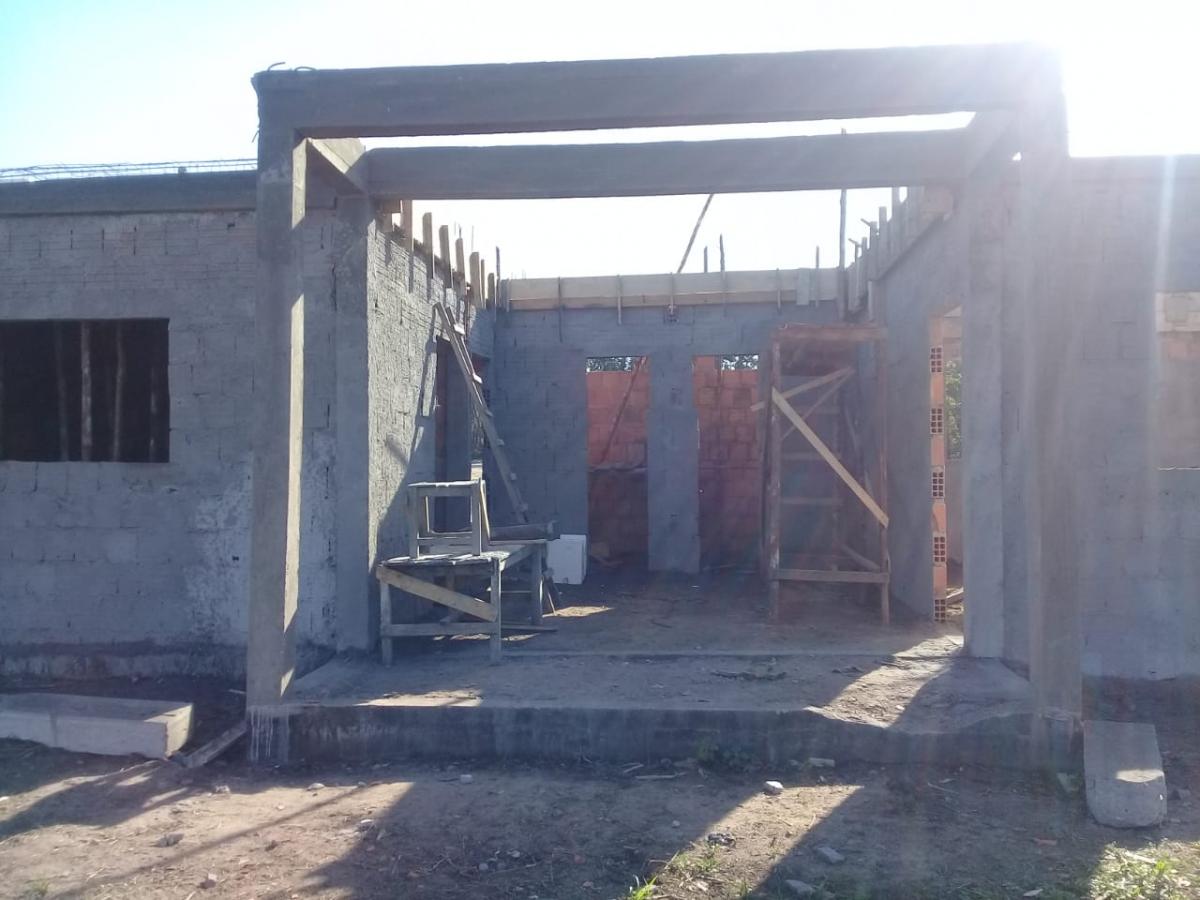 Novas escolas em construção na zona rural de Parintins avançam 