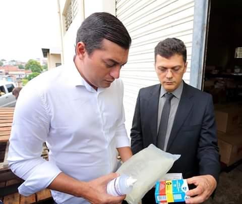 Wilson Lima constata falta de insumos hospitalares e remédios na Central de Medicamentos