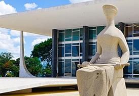 Recursos do Fundeb não devem ser liberados para pagar advogados, diz STF